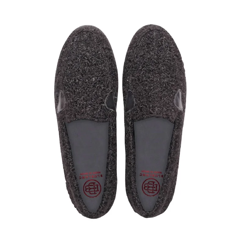 Women's Holly Slip On In Black Sherpa