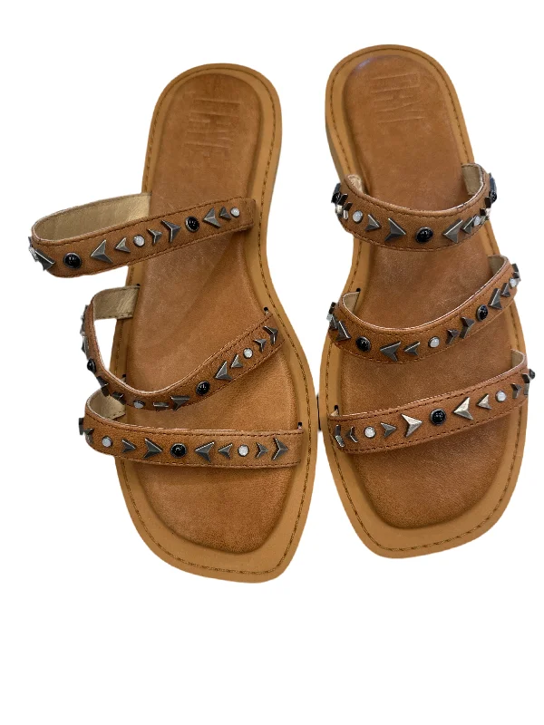 Brown Sandals Designer Frye, Size 8.5