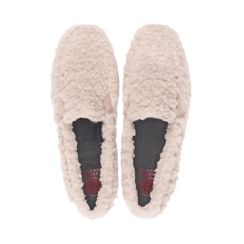 Women's Holly Slip On In Natural Sherpa