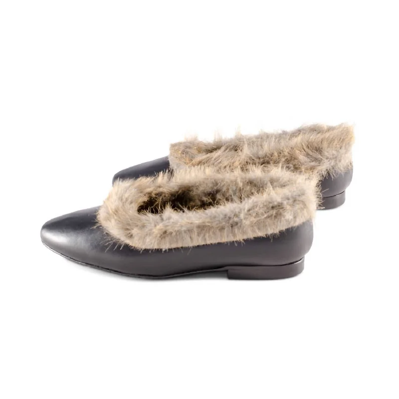 Women's Leather Fur Slip On In Black